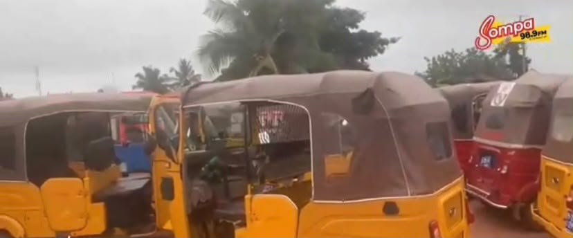 Tricycle riders in Sunyani begs Odeefour Korkor II to rescind operational restrictions