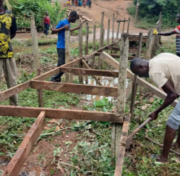 Community fixes dilapidated Ankrana River bridge, after Sompa FM report
